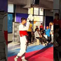 taekwondo fight #viralvideo #shorts #sports #trending #hardwork#fight#fighter#taekwondo #athlete #ko