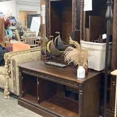 GOODWILL FURNITURE SOFAS ARMCHAIRS HOME DECOR KITCHENWARE SHOP WITH ME SHOPPING STORE WALK THROUGH