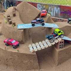 RC Off-Road Cars Adventure Through Tough Mountain Obstacles ⛰️🚗