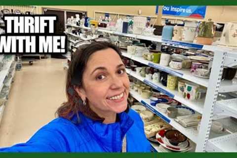THRIFT WITH ME! GOODWILL, SAVERS, UNIQUE Thrift Stores! Fun Thrift Finds!