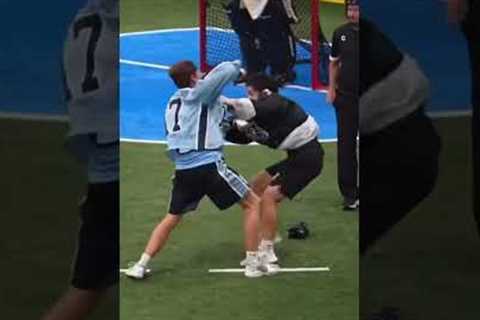 FIGHT, FIGHT, FIGHT! 👊🚨 #lacrosse #blowup #lax #viral #trending #smooth #fight #ouch (@laxfarmer)