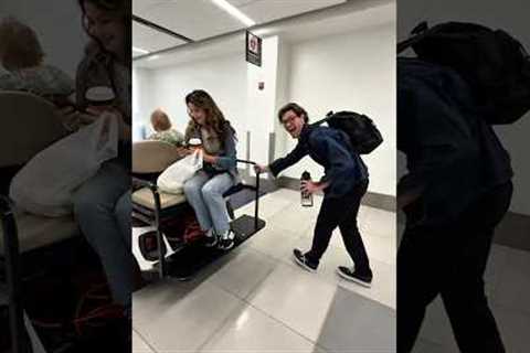 Heelys in the airport…👀🤣