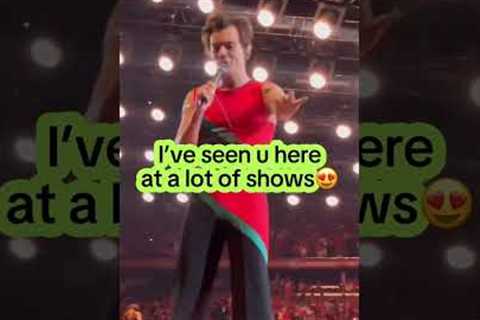 When Singers Saw their Old Fans in Crowd🥰 #shorts