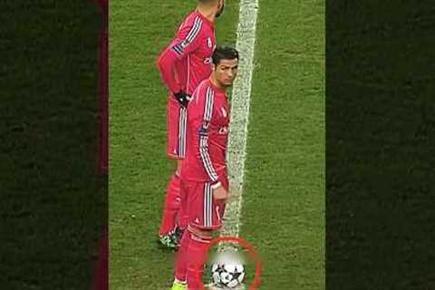 Wanted to distract the audience and Ronaldo! 😱#shorts #ronaldo