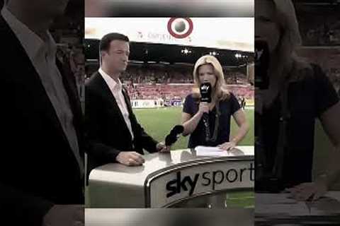 A heartwarming moment between athletes and journalists#kindness #athlete #fyp #foryoupage