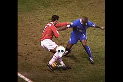 Young Ronaldo destroying defenders 🥶 #cristiano #ronaldo #football #shorts #edit #fyp #manutd #cr7