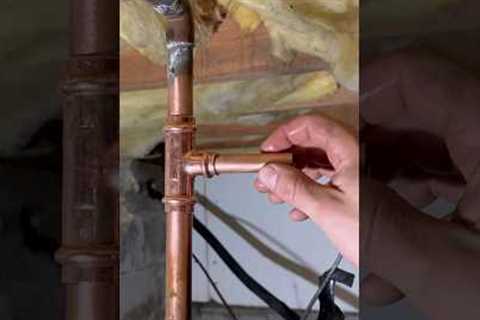 Tapping into the main water line for an outside faucet #plumbing #hosebib #spigot #diyer