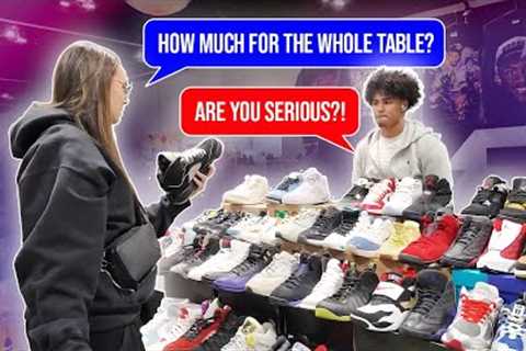 WE BOUGHT 300+ PAIRS AT SNEAKER CON CHICAGO!