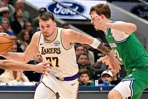 Lakers Comeback Down 13 4th QTR vs Mavs! LeBron Another Coast to Coast Dunk!