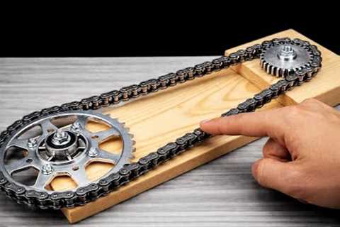 An amazing invention by a 65-year-old carpenter has astonished engineers! Simple woodworking tools.