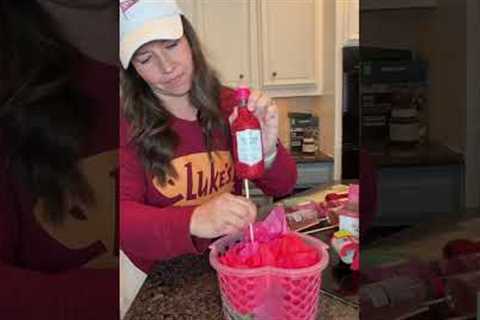 DIY Valentine’s Day gift for girlfriend mom sister friend #diyvalentines wine gift basket ideas