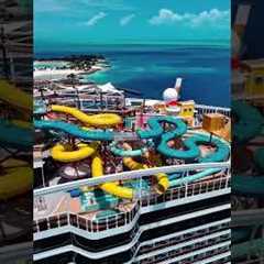 If this is what cruising MSC World America looks like, we’re all in 💙 | 📸 @aureliestoryy