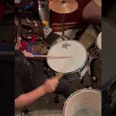 Showing you guys how to play a simple drum beat