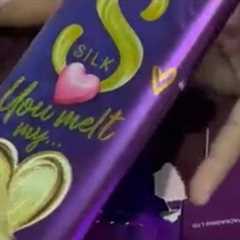 Gifts Unboxing For my love 🎁#gift #medicalstudent #chocolate #velentine_day 