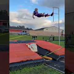 Funny pole vault🤣🤣#funny #fyp #polevault #sports #fail #funnyvideo