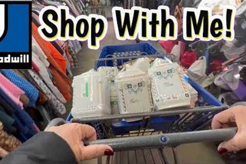ASMR Goodwill Shop With Me 🛍️ | Thrift Store Walkthrough | Relaxing Whispered Voiceover 🫠