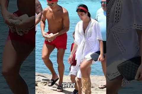 🌊A peaceful walk by the sea — Cristiano Ronaldo &amp; Georgina Rodriguez|#trendyfootballicon..