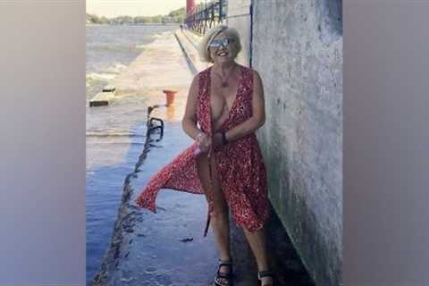 Attractive Older Women Over 50 Part 579