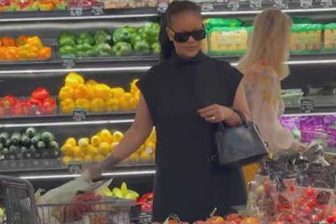 Rihanna SPOTTED Doing Her Own Grocery Shopping!