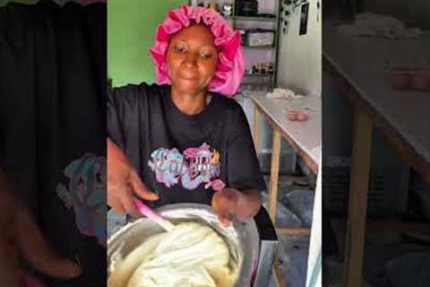 The easiest way to bake cake at home. #cake #homemadefood #viral