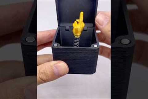 Prank Gift Box Surprise: What’s Inside Will Shock You! #gaggifts #funnygift #prank #laugh