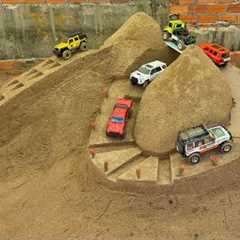 RC Cars Extreme Mountain Challenge 🚗⛰️ | Only the Strongest Can Win!