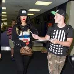 Rihanna Gets Angry at a Fan Wanting to Take a Picture | Splash News TV