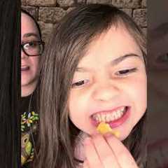 Join us in UNBOXING an HOUR LONG Japanese mystery snack box 📦! 40 different snacks ☺️