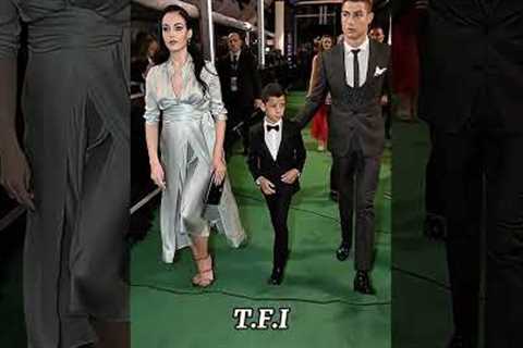 Power family vibes—Cristiano Ronaldo,Georgina Rodríguez and their son.🌟#trendyfootballicon #cr7