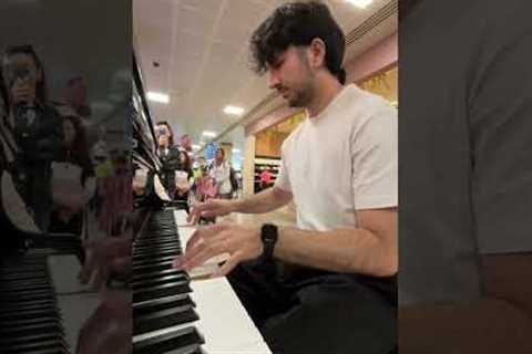 Pretending to be a beginner Pianist at the airport