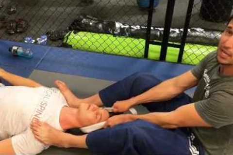 Grab a Partner for this Neck Stretch and Traction Technique MoveU
