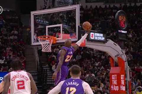 LEBRON JAMES, OH MY GOODNESS 😱 Throws down two MONSTER JAMS in classic LeBron fashion | NBA on ESPN