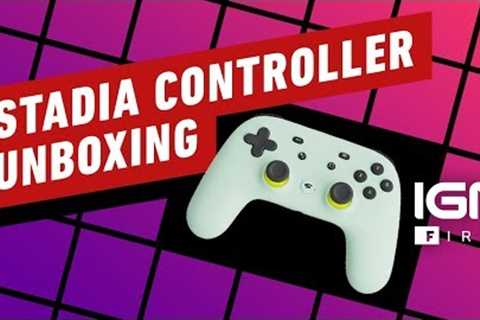 Google Stadia Controller Unboxing - IGN First