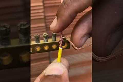 A secure electrical wire connection tip everyone should know #AmericanBuilds #SecureFix #ProTrick