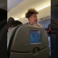 ONE OF THE CRAZIEST FLIGHT MOMENTS EVER #travel #funny #short #airplane #flight #airtravel #airport