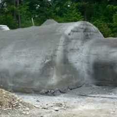 Tour of Quonset Hut Underground that 2 Women Have Lived Full-Time for 13 Years