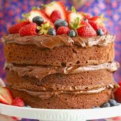 10-Minute Easy Chocolate Cake | Made in the Microwave | Bigger Bolder Baking