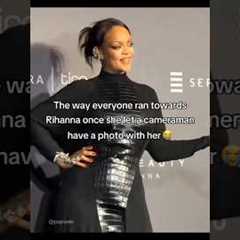 The way everyone ran towards Rihanna once she let a cameraman have a photo with her 😭
