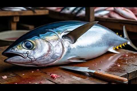 Fresh tuna cutting at the fish market