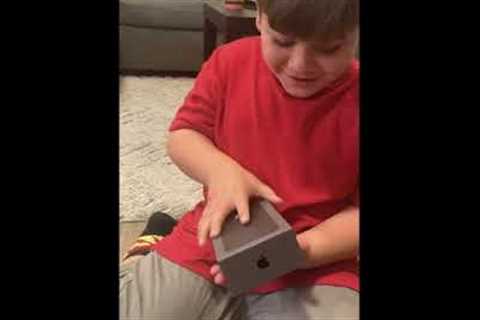 Nintendo Switch &amp; iPhone Birthday Gift Prank