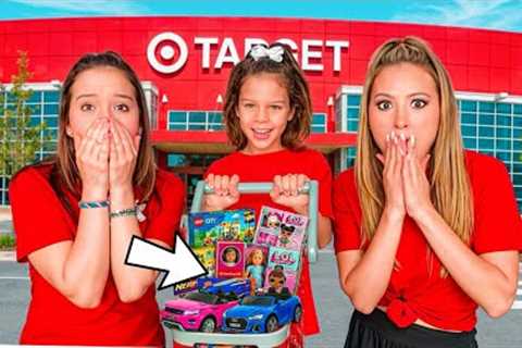 I’LL BUY ANYTHING THAT FITS INTO A MINI TARGET SHOPPING CART CHALLENGE 🛒🤭 #shopping #trending 