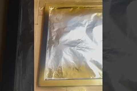 How I transformed my old black picture frame to Gold #shorts #diy #youtubeshorts 🖼️⚜️