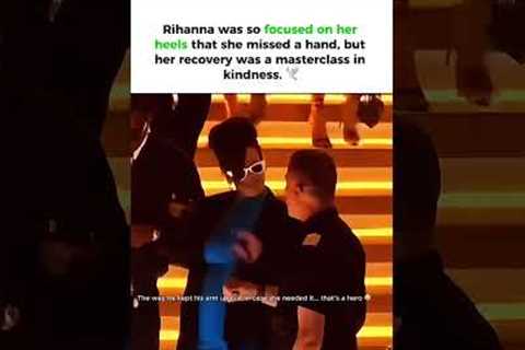 Rihanna missing a hand and turning it into a hug is so pure 🕊️ #rihanna #asaprocky