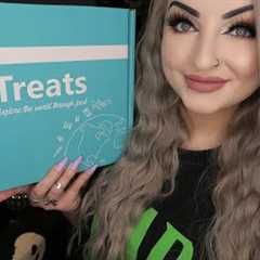 Try Treats - Monthly Food Subscription Box Unboxing & Taste Test!
