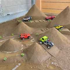🚙 Can These RC Cars Survive the Ultimate Mud Mountain Course?