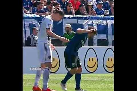 Funny Moments in Football 😂 #football  #funnyfootball  #funnymoments #soccer