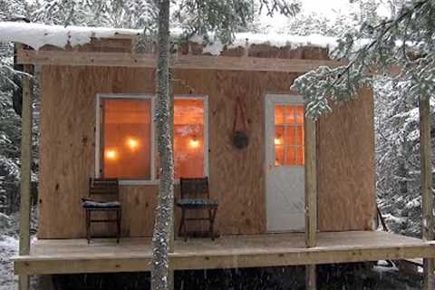 Off Grid Cabin In The Woods....Start to finish