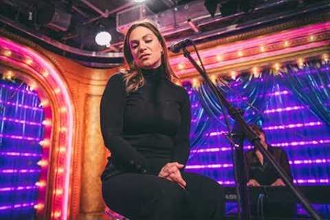 Shoshana Bean Sings She Used to Be Mine from WAITRESS - CLUB BROADWAY.COM