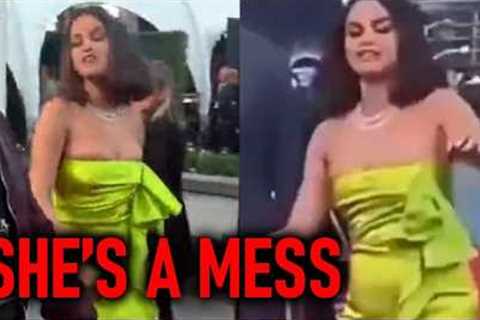 Celebrities EXPOSING Themselves At Award Shows