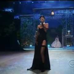 Rihanna - Diamonds Live Victoria's Secret Fashion Show 2012 1080p HD